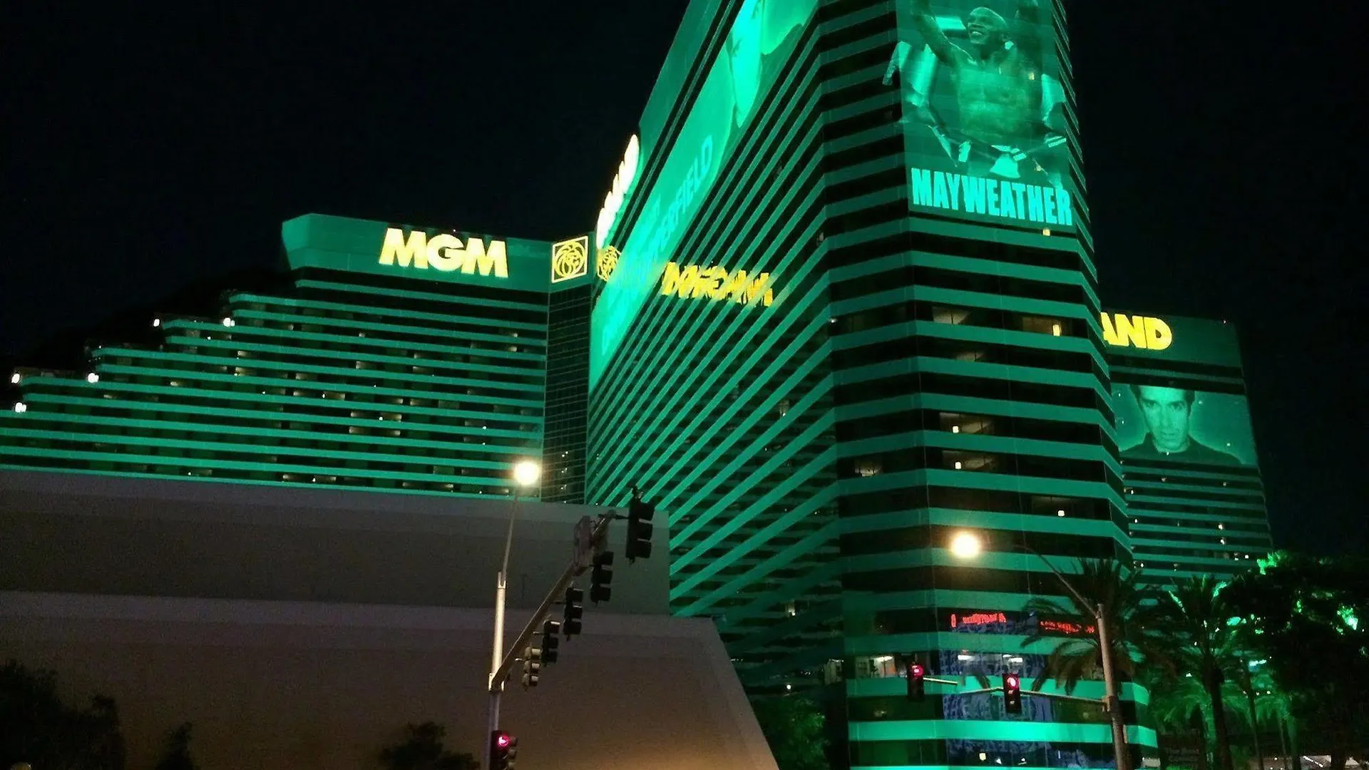 Staybridge Suites Las Vegas - Stadium District
